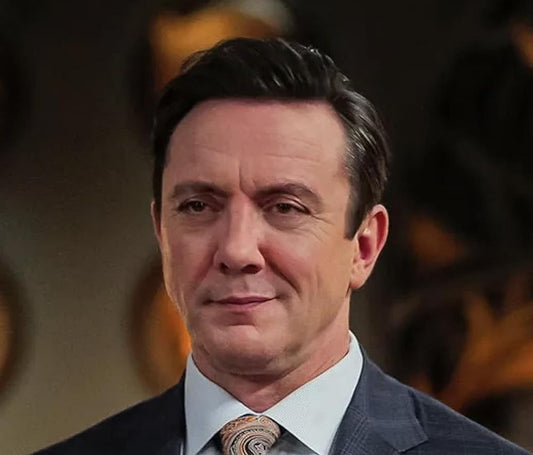 Peter Serafinowicz lesz Hóborc